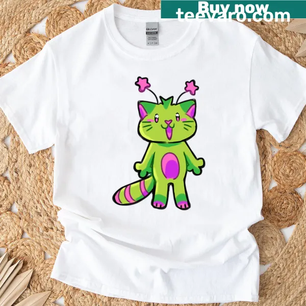 Cartoon alien cat illustration on a fun T-shirt design