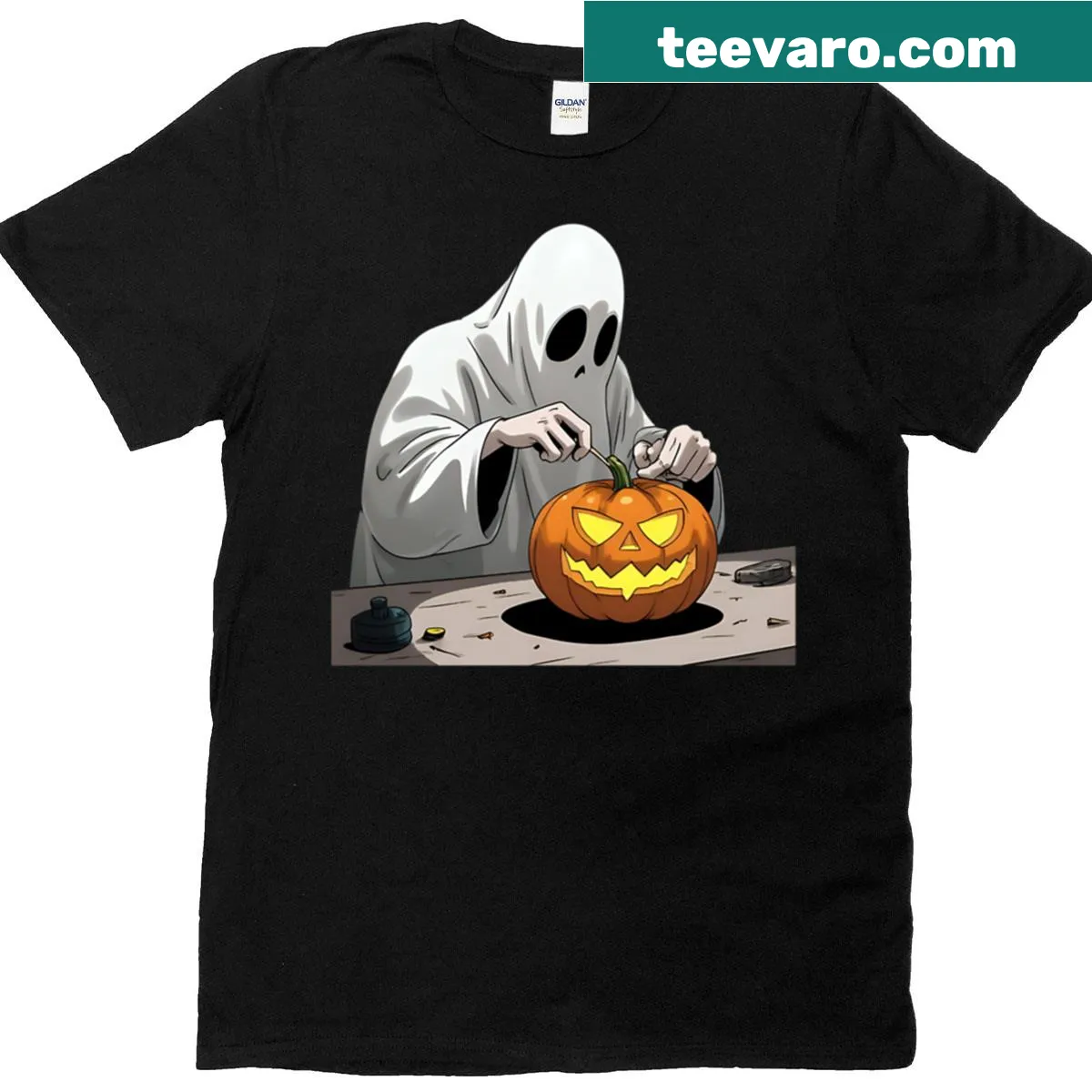 Illustrated pumpkin carving design on a Halloween T-shirt — on a men's t-shirt