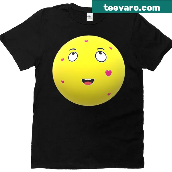 Oversized t-shirt with playful text 'Mryellow Sweet Heart'