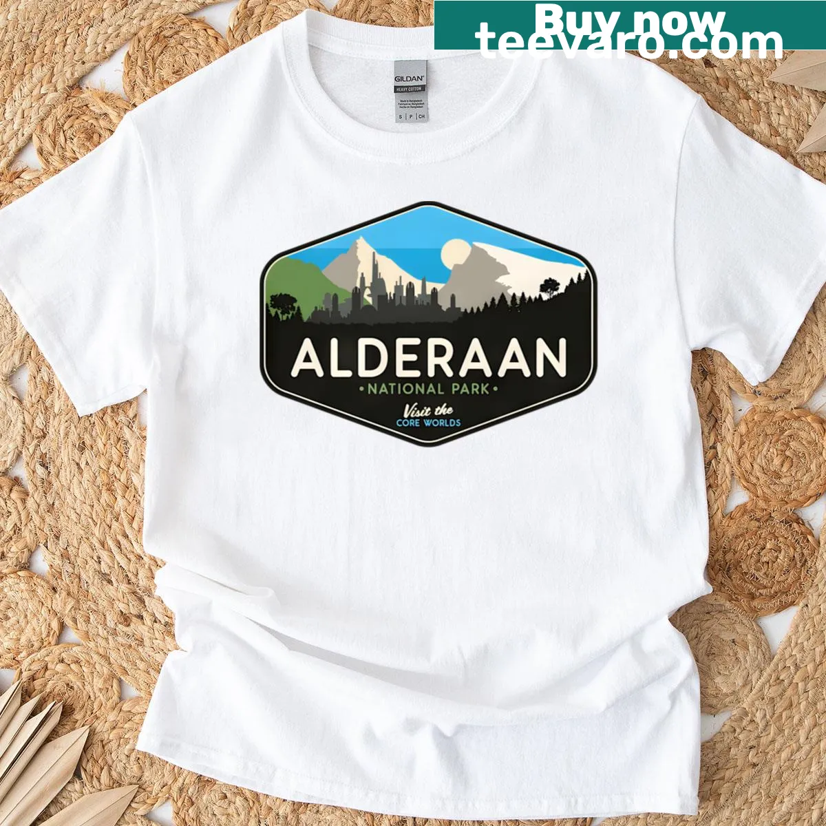Illustration representing Alderaan National Park and Core Worlds — on a men's t-shirt