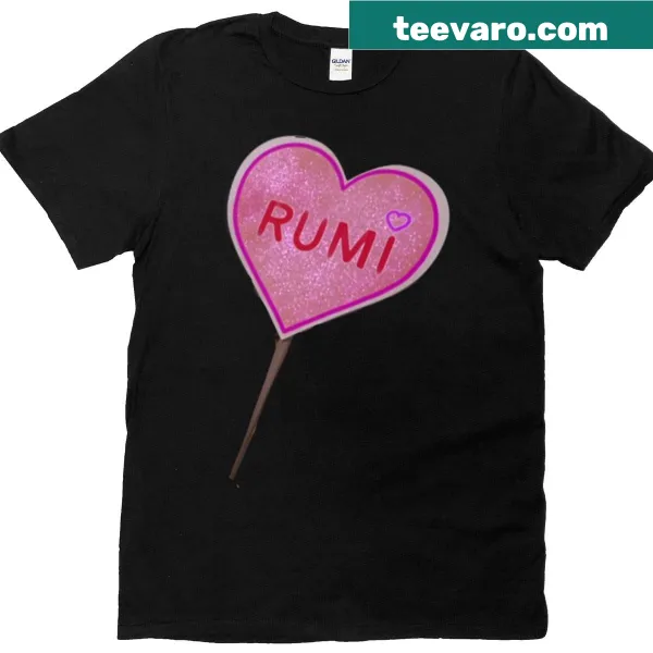 Fantasy-themed Rumi Huntrix illustration on T-shirt