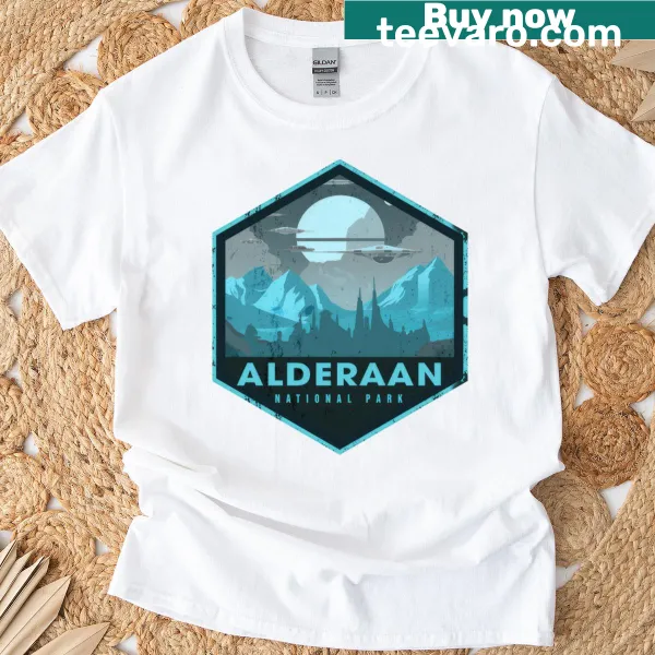 Mountain graphic T-shirt inspired by Alderaan's beauty.