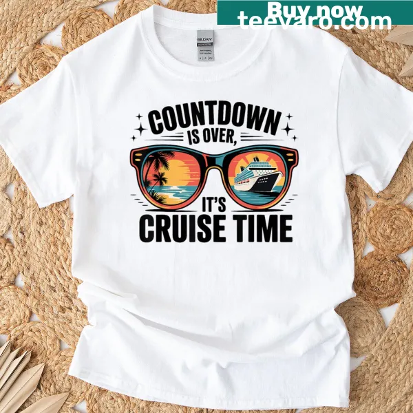 Cruise Time T-shirt with playful typography