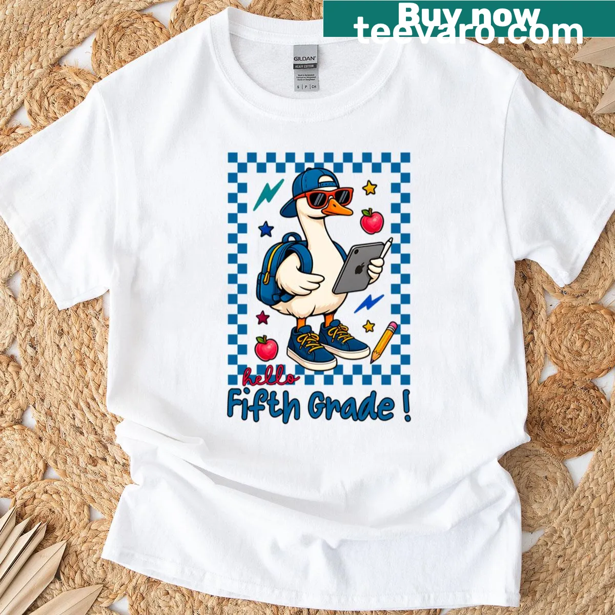 Cartoon duck with sunglasses on a back-to-school t-shirt — on a men's t-shirt