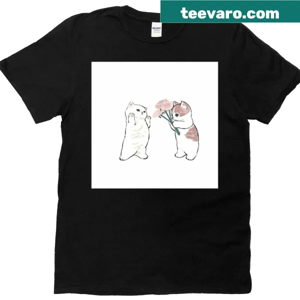 Endearing cat drawing on a cute t-shirt