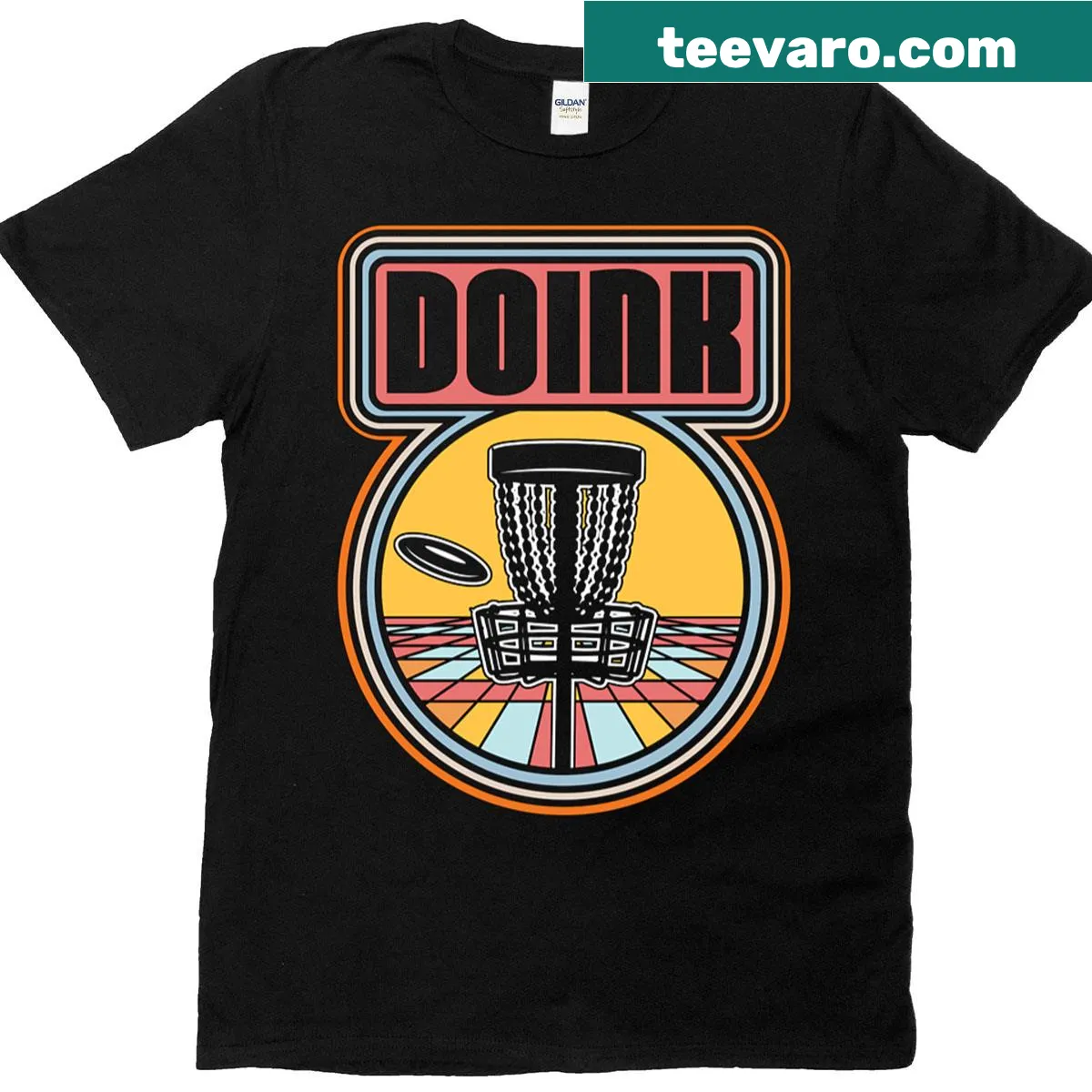 Fun graphics illustrating disc golf and ultimate frisbee — on a men's t-shirt