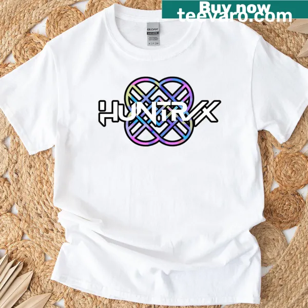 Minimalist Huntrix logo t-shirt