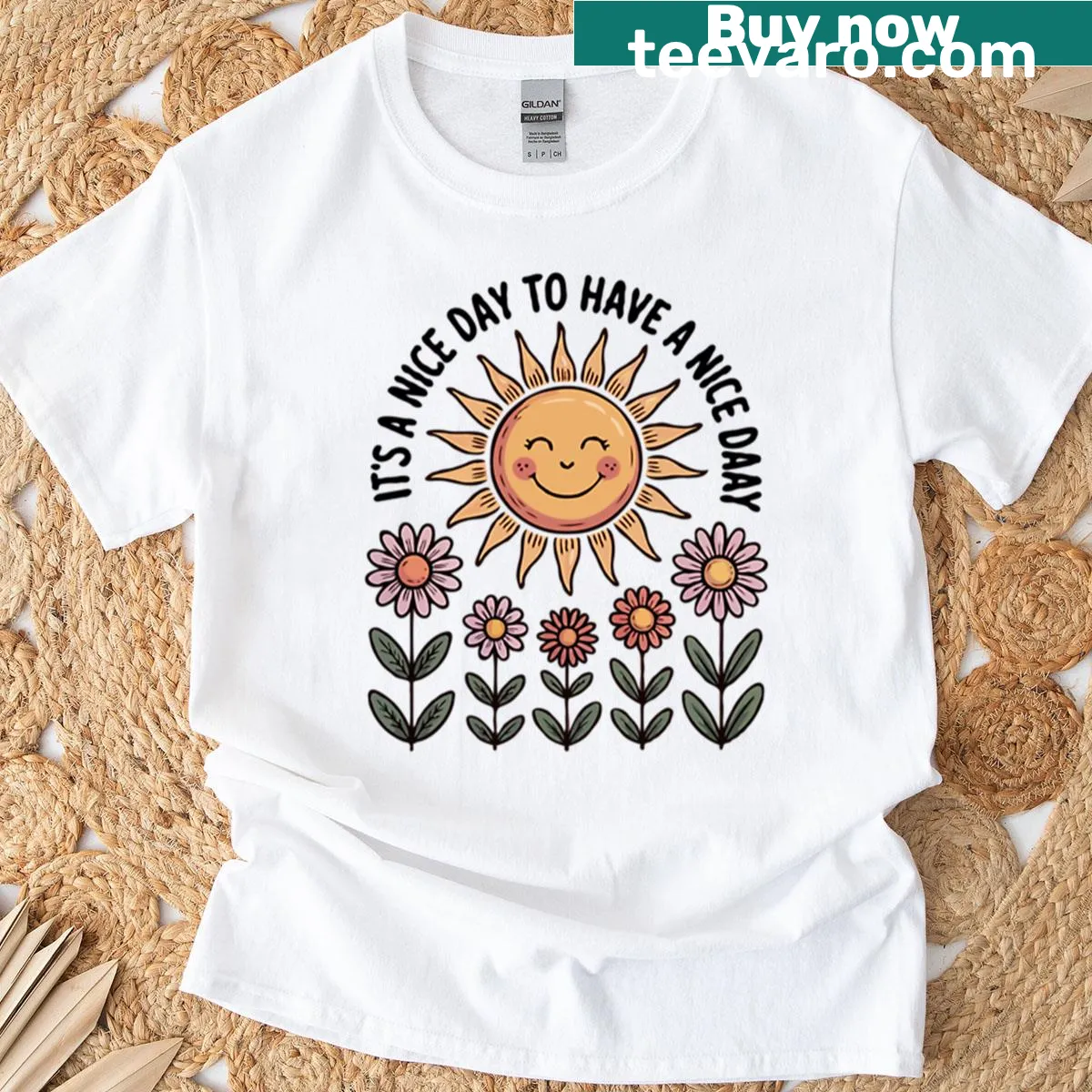 Kawaii T-shirt with smiling sun and daisies illustration for kids — on a men's t-shirt