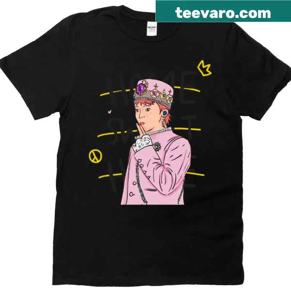 Pop art oversized t-shirt with 'Home Sweet Home' design