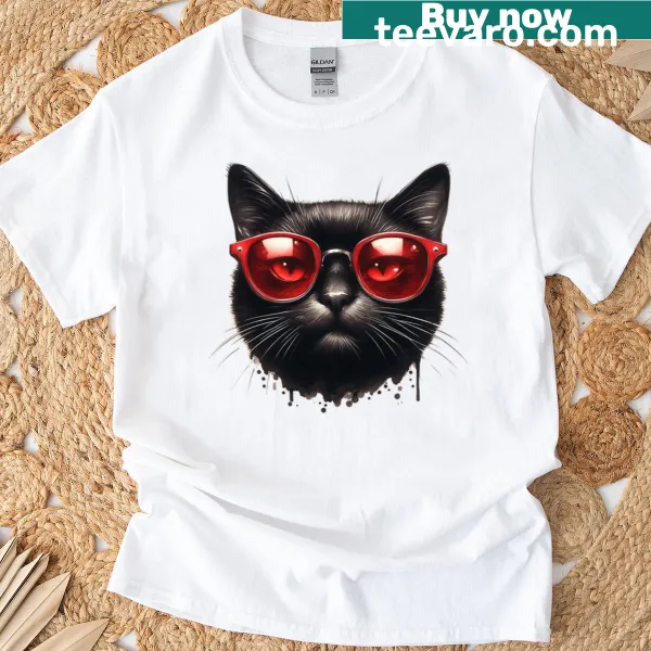 Funny black cat wearing red glasses graphic T-shirt
