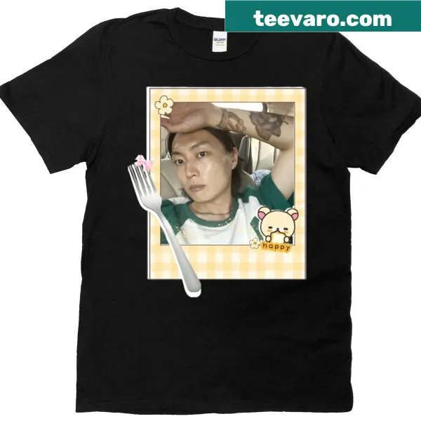 Oversized t-shirt featuring Player 124 Jaewon design.