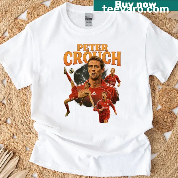 Oversized t-shirt featuring a retro Peter Crouch football icon graphic
