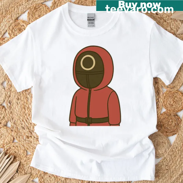 Cartoon Circle Guard from Squid Game on T-shirt
