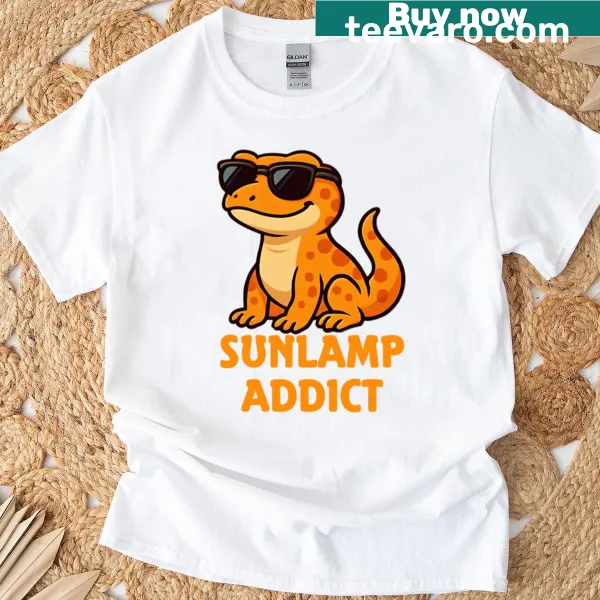 Funny T-shirt for lizard lovers featuring a playful sunlamp design