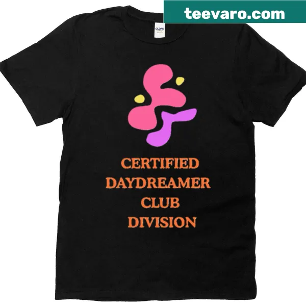Retro-inspired T-shirt for daydreamers with club emblem design