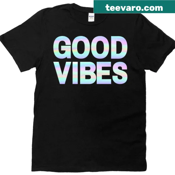 Casual T-shirt with the text 'Good Vibes'