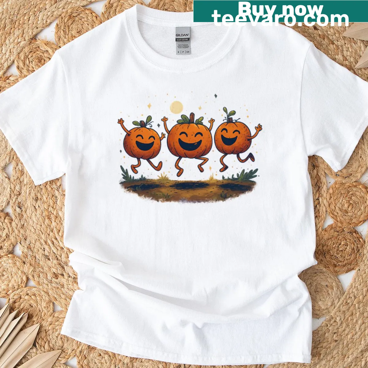 Illustration of happy jack-o-lanterns for autumn design — on a men's t-shirt