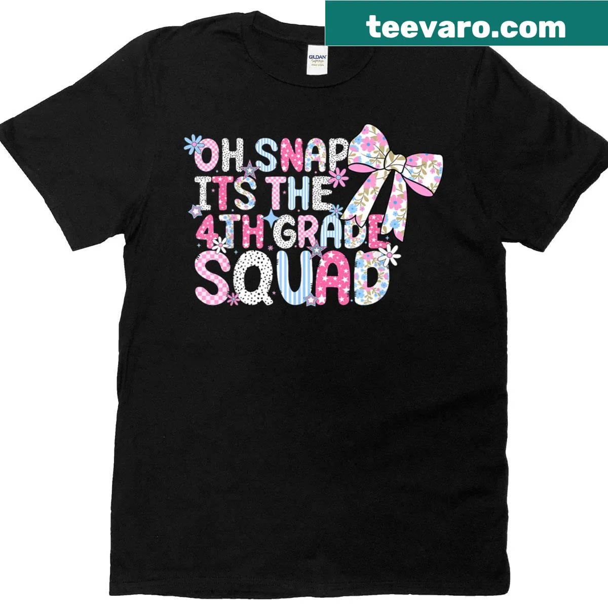 Playful t-shirt for girls featuring the text Oh Snap Its The 4th Grade Squad — on a men's t-shirt