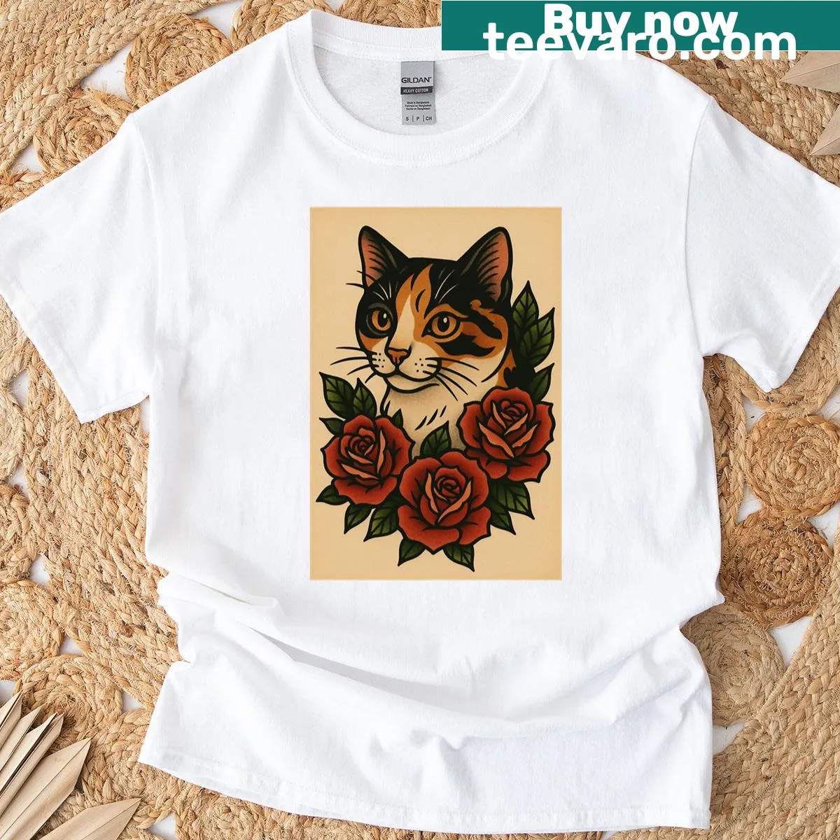 Retro calico cat design for tattoo artists on a vintage t-shirt — on a men's t-shirt