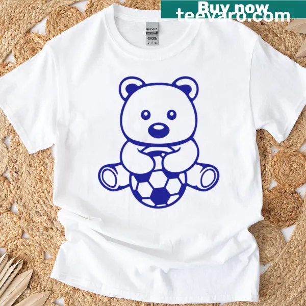 T-shirt with a teddy bear playing football for kids