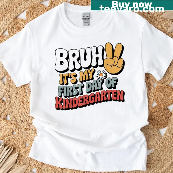 T-shirt with humorous first day of kindergarten text for boys