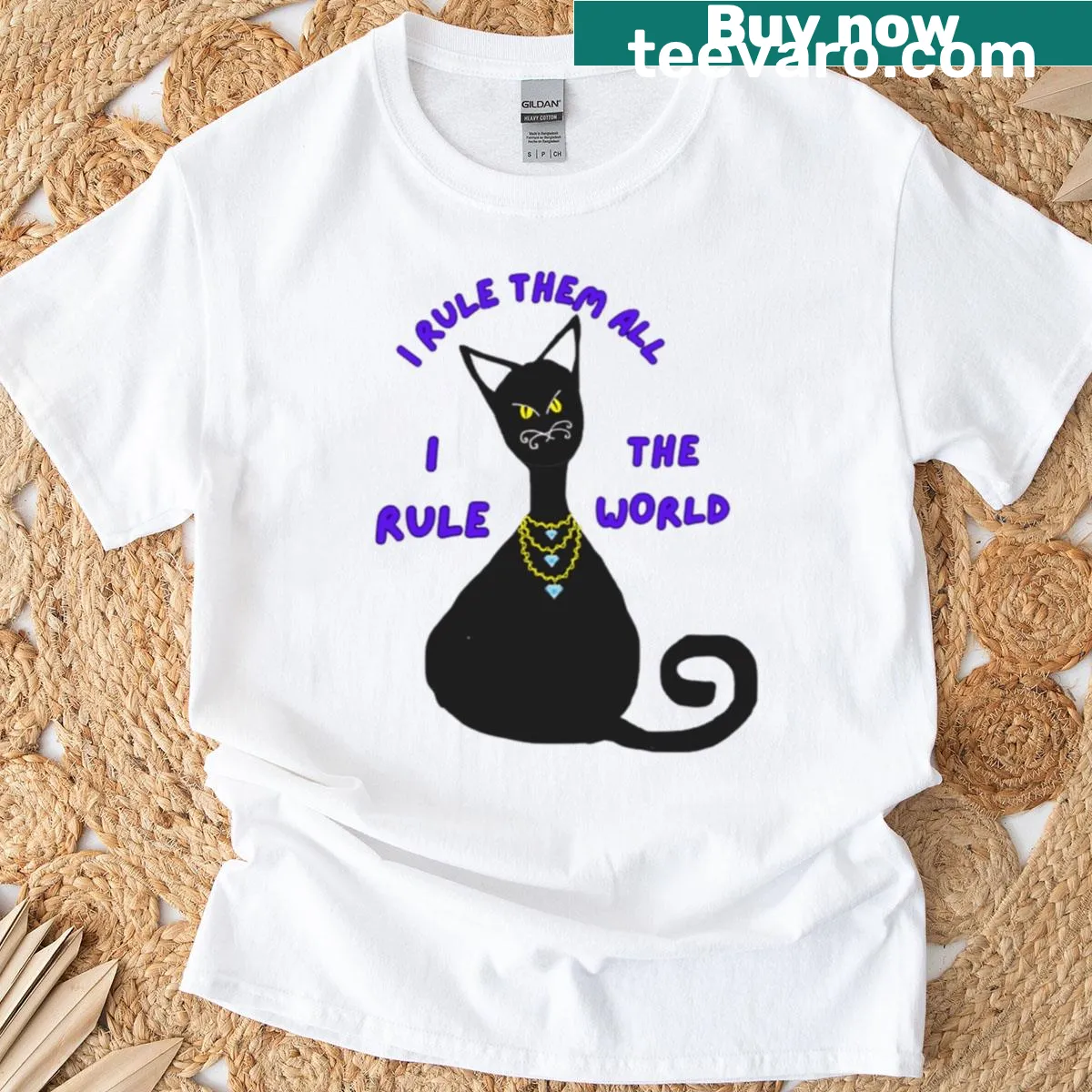 Gothic cat art shirt with text 'I Rule The World' — on a men's t-shirt