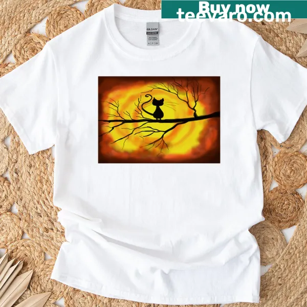 Magical familiar creature graphic T-shirt