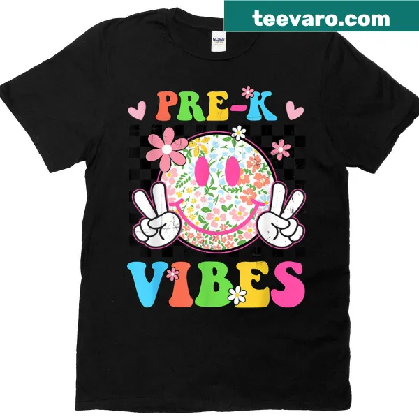 Retro teacher t-shirt with cheerful 'Grade Vibes' graphic