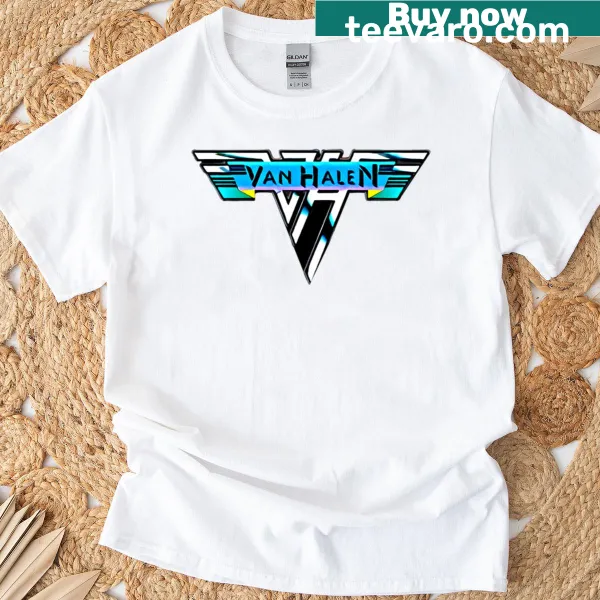 Vintage 1978 logo T-shirt with a distressed design