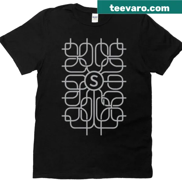 Minimalistic T-shirt featuring a tribal monogram 'S' in silver lines