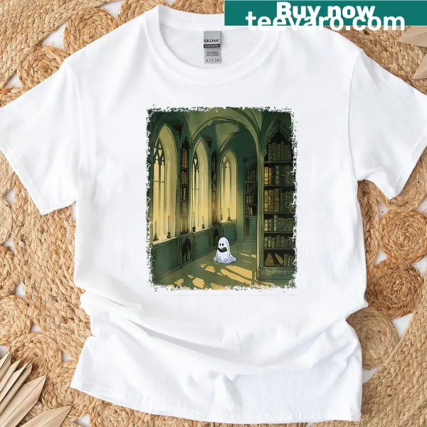 Cute ghost reading t-shirt for book lovers