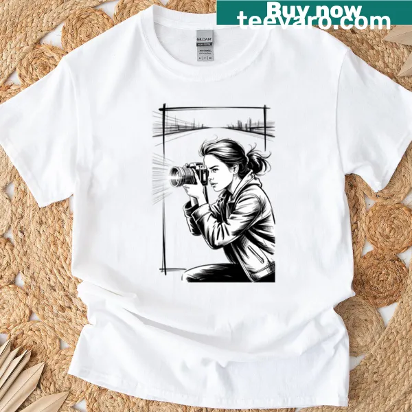 T-shirt celebrating female photographers with urban scene graphic