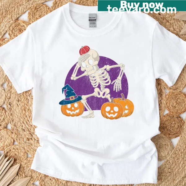 Funny Halloween T-shirt with a skeleton and pumpkins