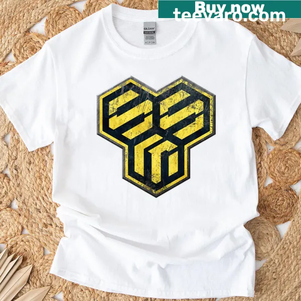T-shirt featuring the SMS logo from Macross Frontier series.
