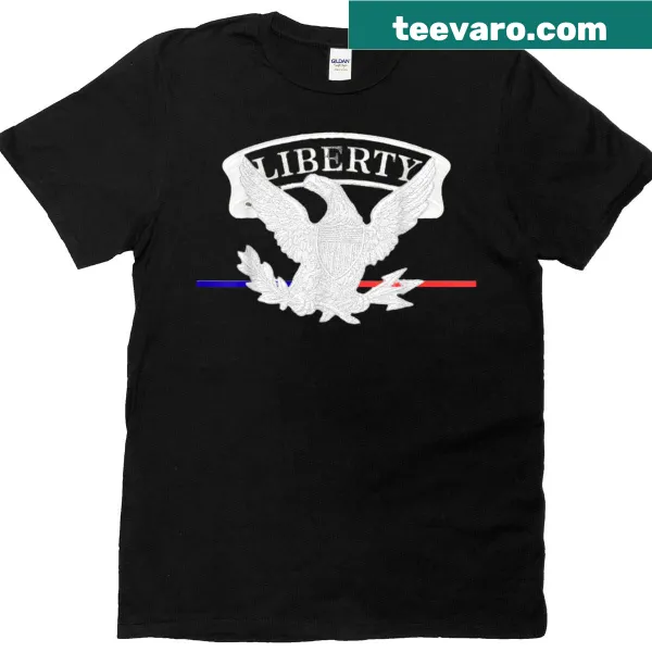 Vintage eagle graphic t-shirt symbolizing American pride