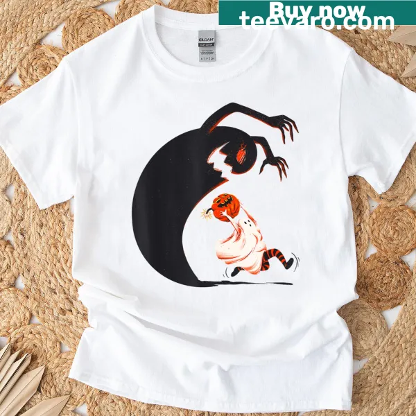 Cartoon ghost and pumpkin on a funny Halloween t-shirt