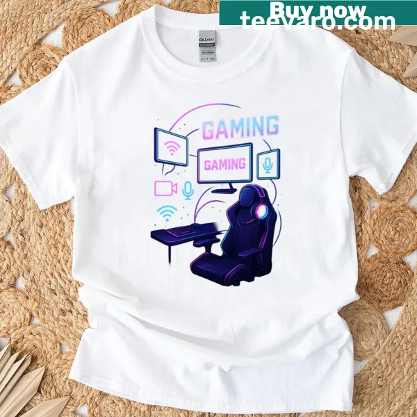 Streaming lifestyle T-shirt with bold typography