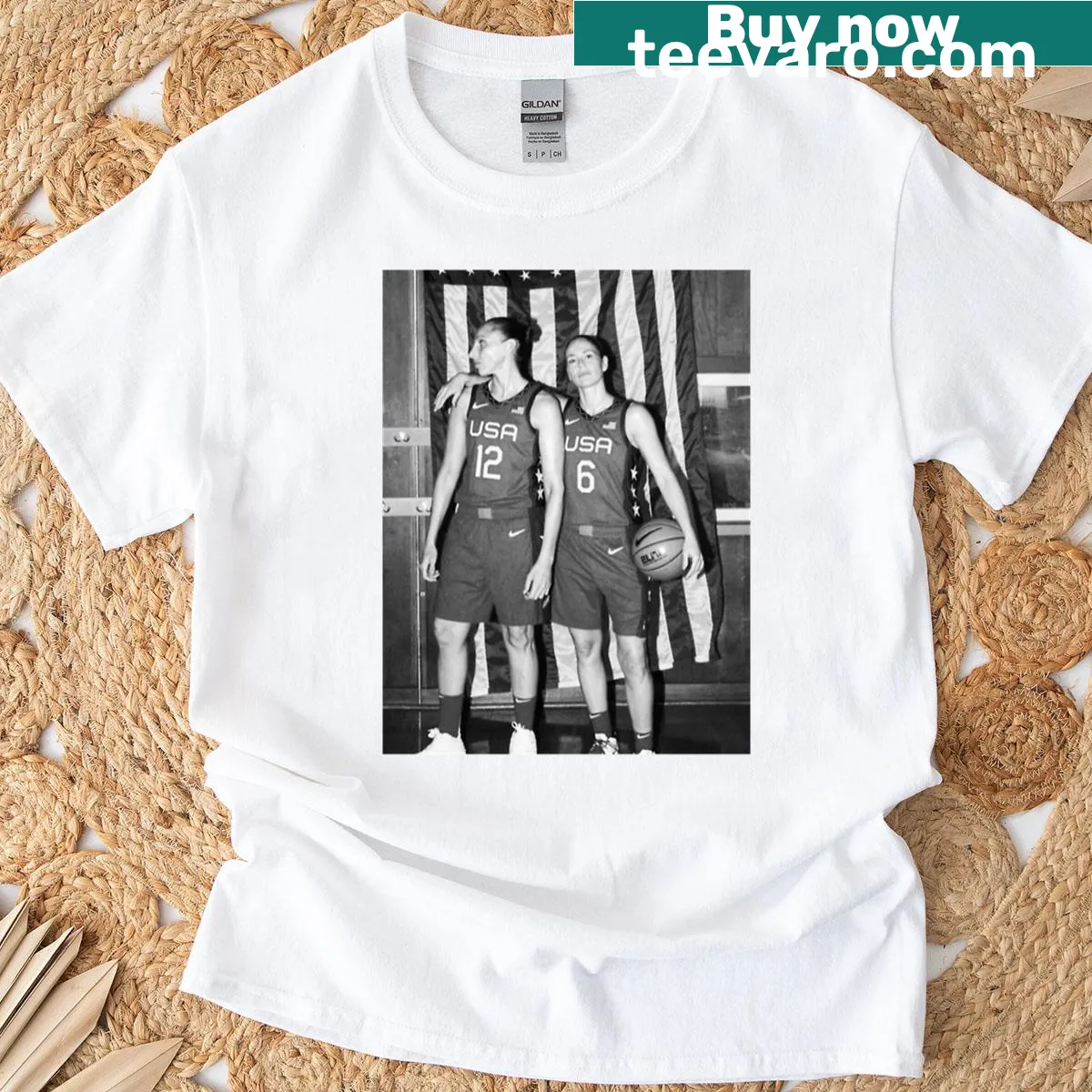 Illustrations of Sue Bird and Diana Taurasi on T-shirt — on a men's t-shirt