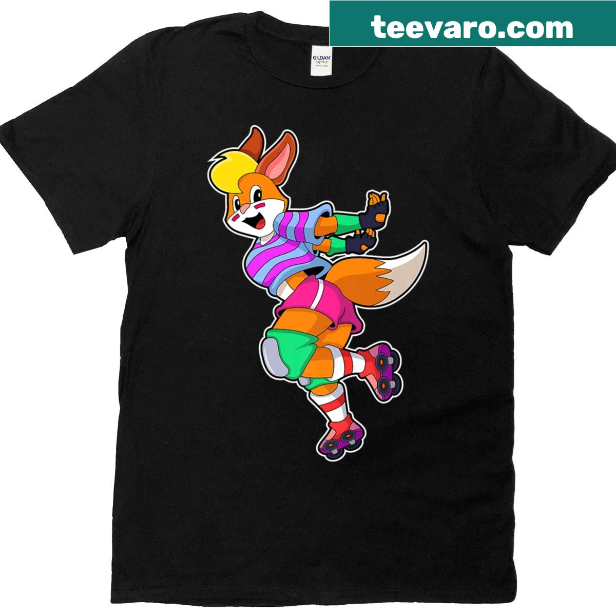 Playful fox on roller skates illustration t-shirt — on a men's t-shirt