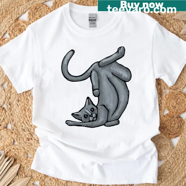 Illustration of a relaxed grey cat on a casual t-shirt
