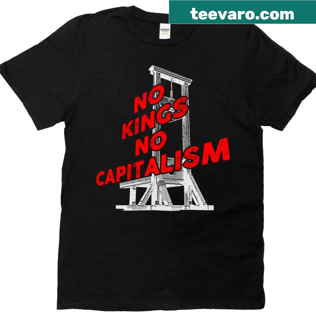 Oversized T-shirt with the phrase 'No Kings No Capitalism' — on a men's t-shirt
