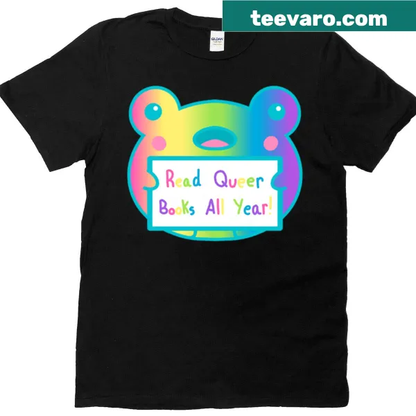 Oversized T-shirt featuring a froggie reading design