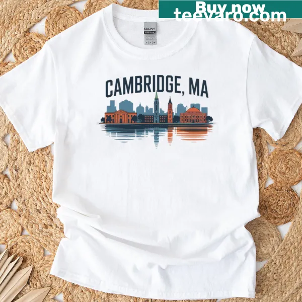 Oversized retro Cambridge Massachusetts university graphic t-shirt