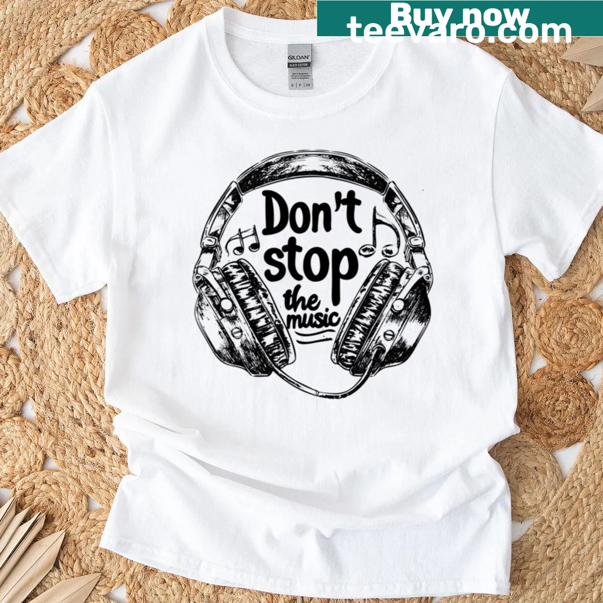 Vintage sketch design of headphones on a minimalist T-shirt — on a men's t-shirt