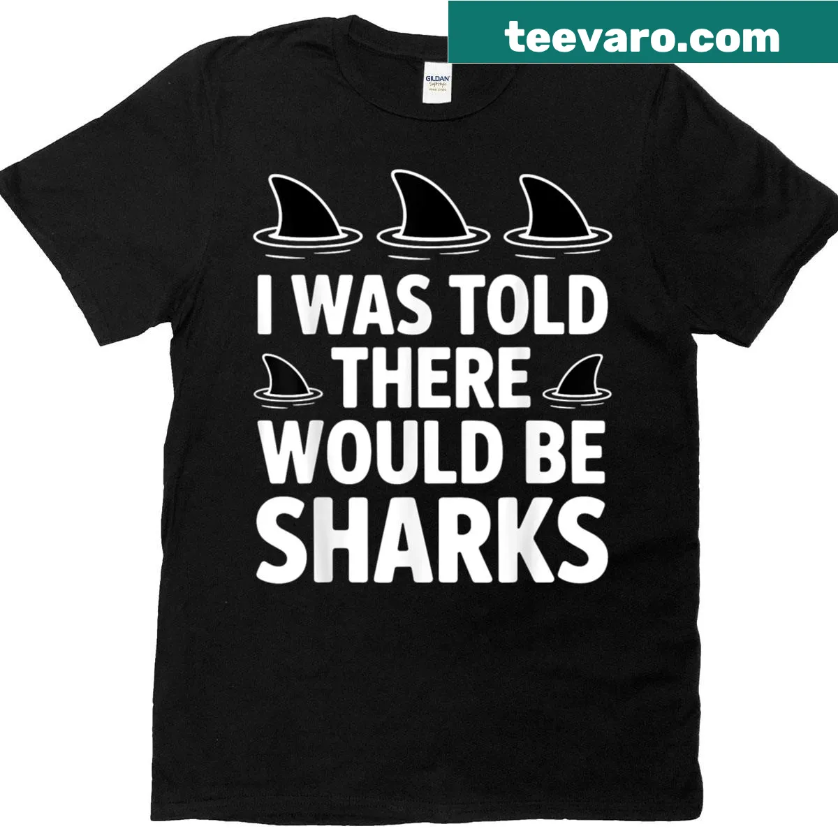 Illustration of great white and hammerhead sharks on a t-shirt — on a men's t-shirt