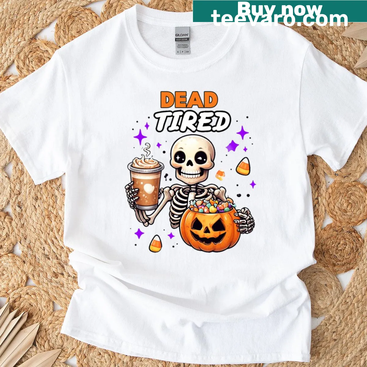Skeleton enjoying coffee with autumn themes — on a men's t-shirt