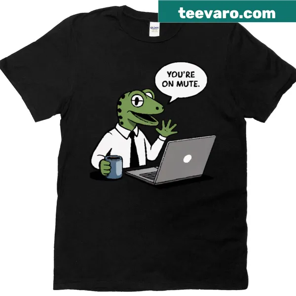 Cartoon lizard on a Zoom call design for a fun t-shirt