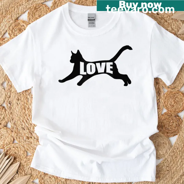 T-shirt featuring an illustration of a cat with a heart