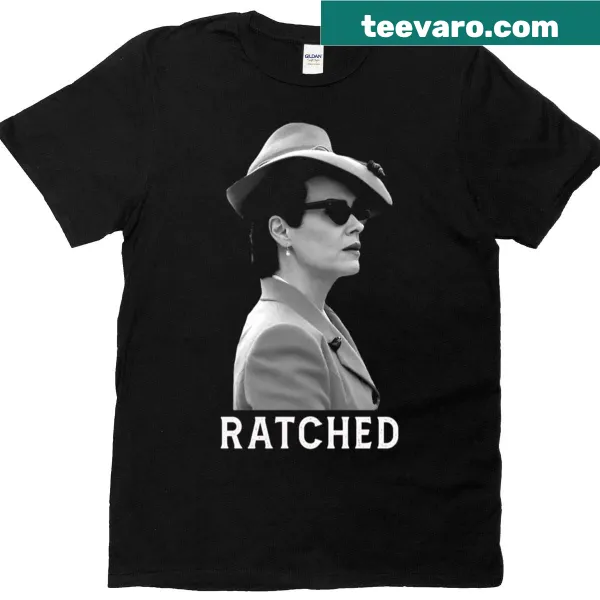 Oversized T-shirt with a humorous graphic inspired by thriller films