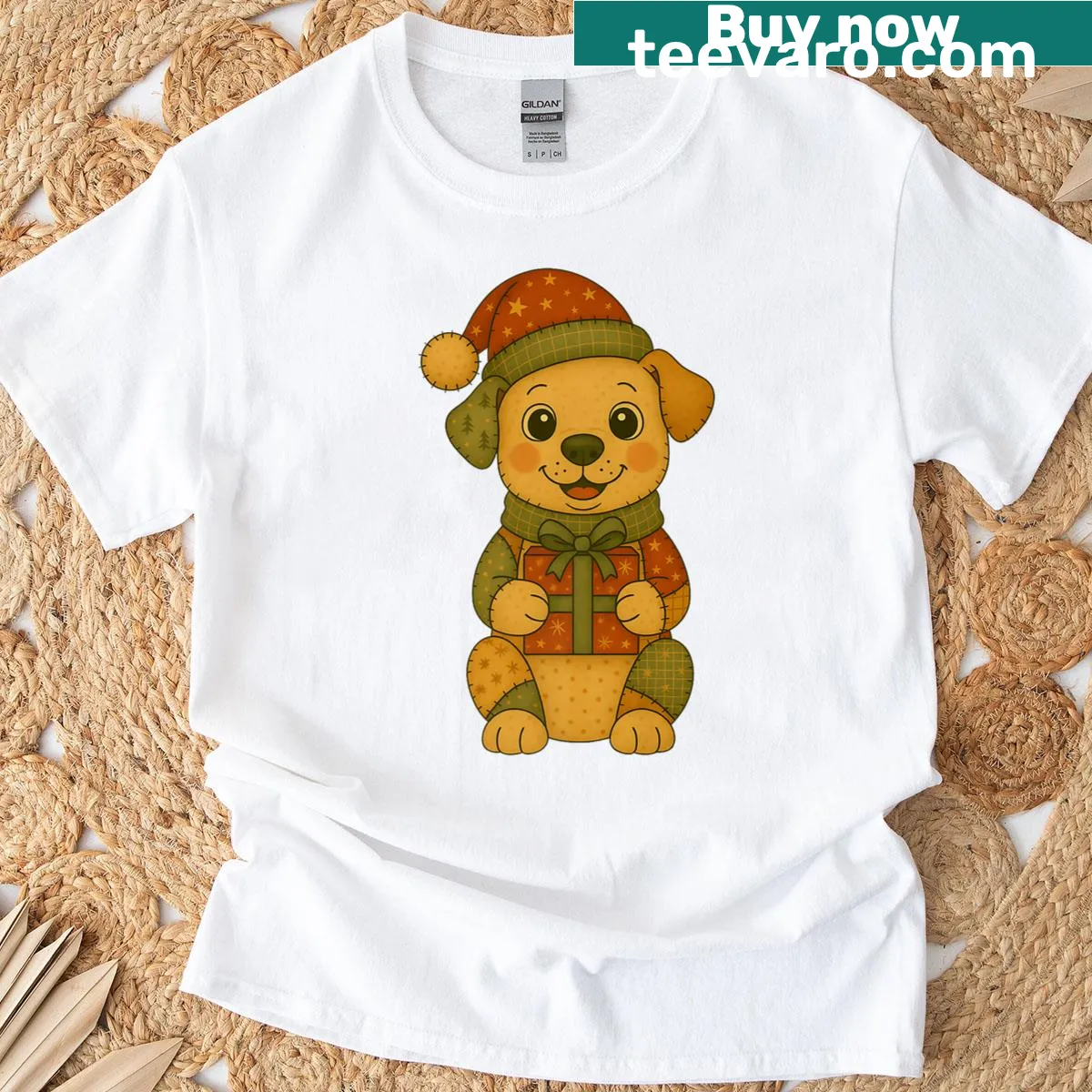 Cute Labrador in Santa hat t-shirt for Christmas lovers — on a men's t-shirt